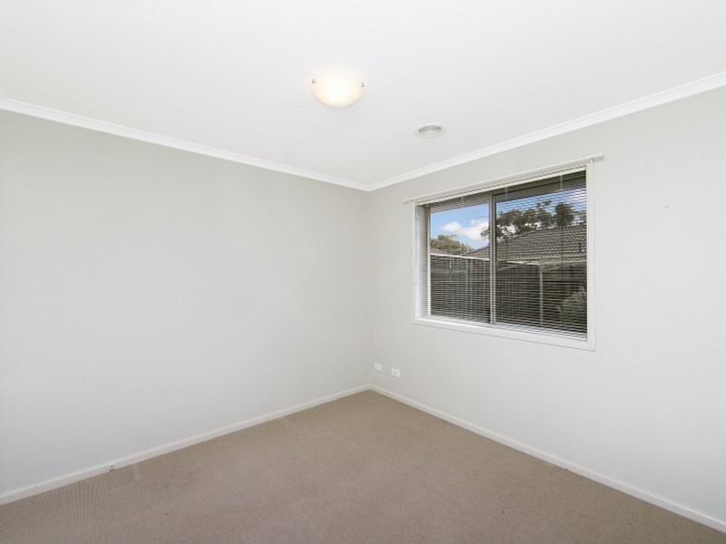 10/43-47 Hutchison Circuit, Queanbeyan NSW 2620