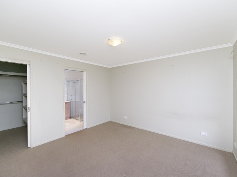 10/43-47 Hutchison Circuit, Queanbeyan NSW 2620