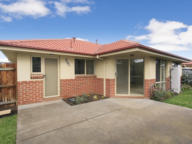10/43-47 Hutchison Circuit, Queanbeyan NSW 2620