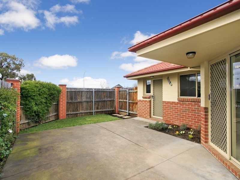 10/43-47 Hutchison Circuit, Queanbeyan NSW 2620