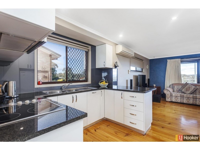 5 Robertson Street, Queanbeyan NSW 2620