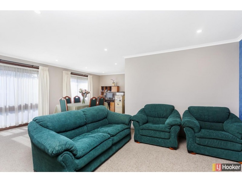 5 Robertson Street, Queanbeyan NSW 2620