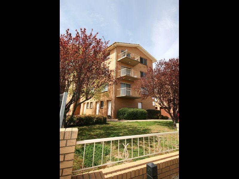 24/3-5 Davison Street, Queanbeyan NSW 2620