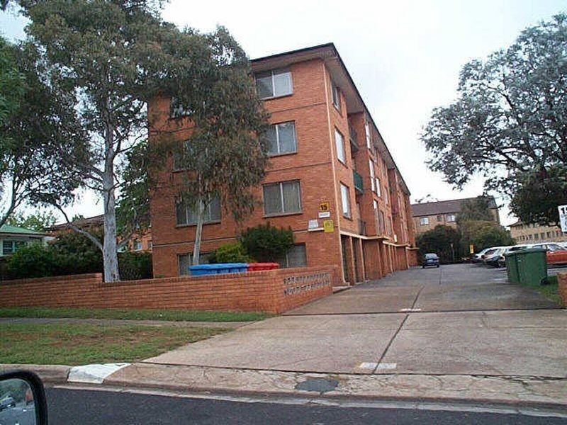 11/15 Crest Rd, Queanbeyan NSW 2620