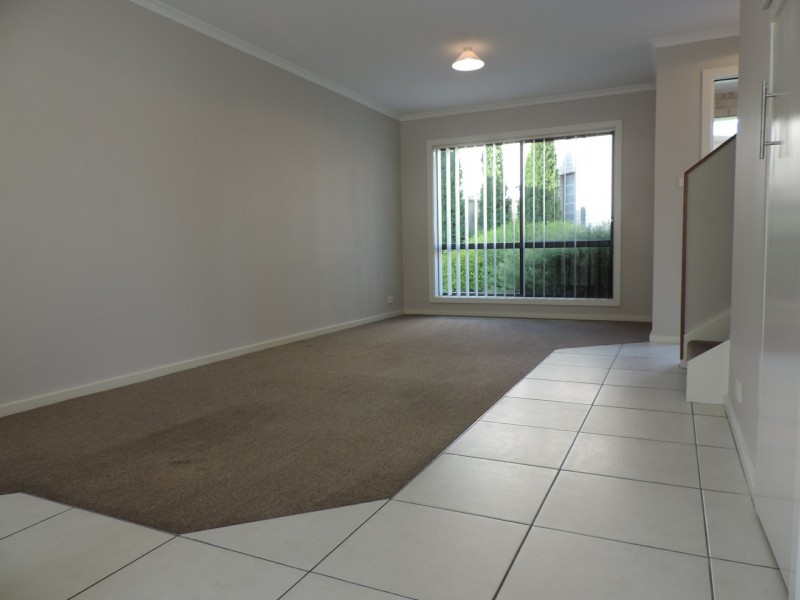 7/7 Bungendore Road, Queanbeyan NSW 2620