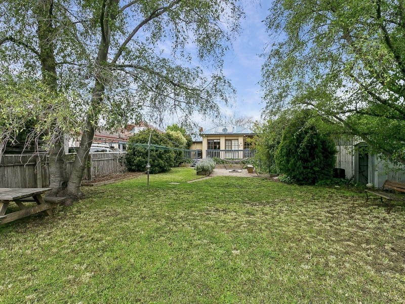 17 Park Street, Queanbeyan NSW 2620
