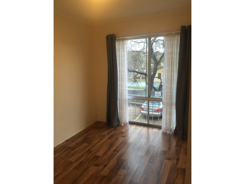 4/17 Carinya Street, Queanbeyan NSW 2620