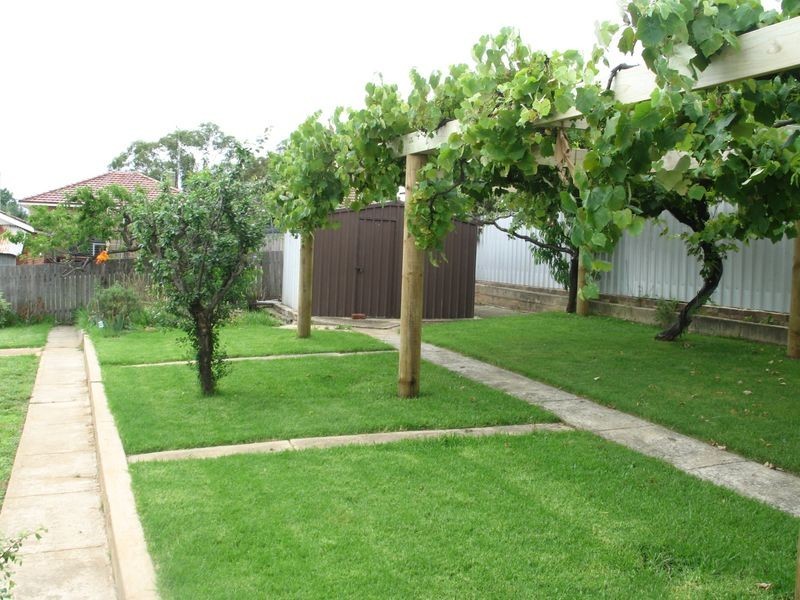 28 Fredrick Street, Queanbeyan NSW 2620