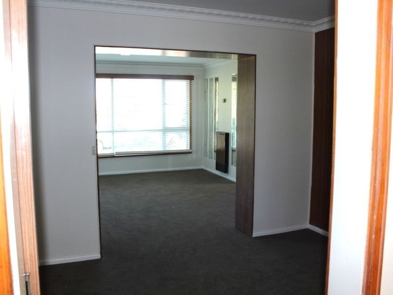 32 Mulloon Street, Queanbeyan NSW 2620