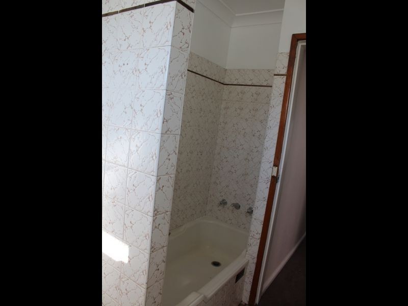 32 Mulloon Street, Queanbeyan NSW 2620