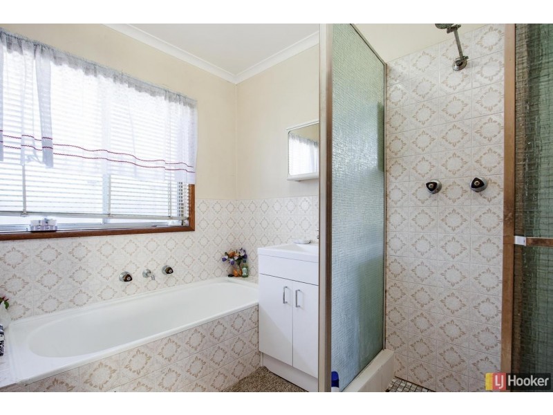 4 Adams Street, Queanbeyan NSW 2620