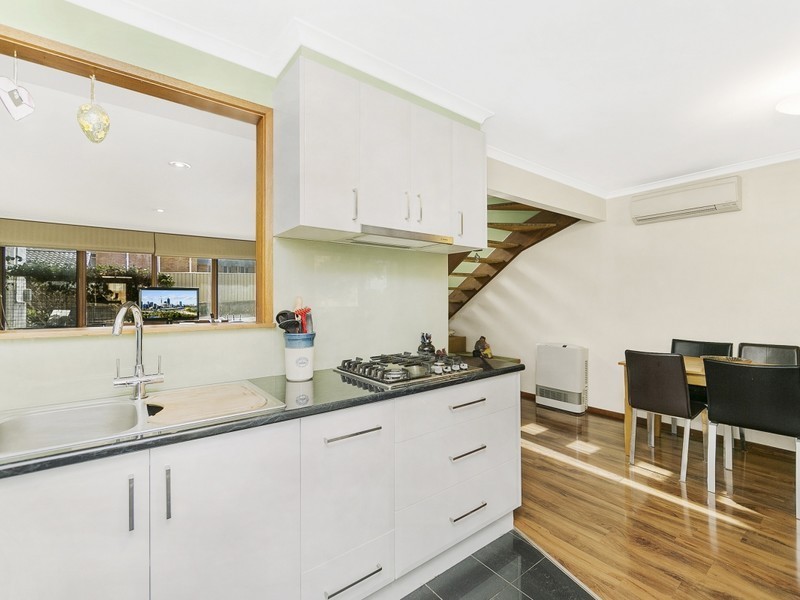 9/11 Campbell Street, Queanbeyan NSW 2620