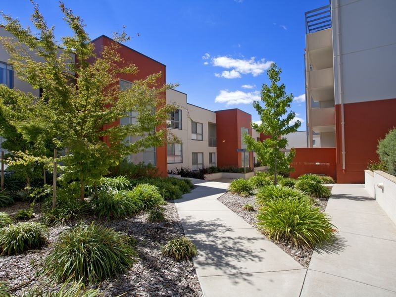 10B/17 Uriarra Road, Queanbeyan NSW 2620