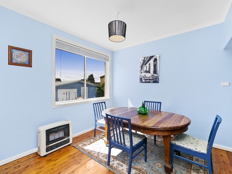 4 Railway Avenue, Queanbeyan NSW 2620