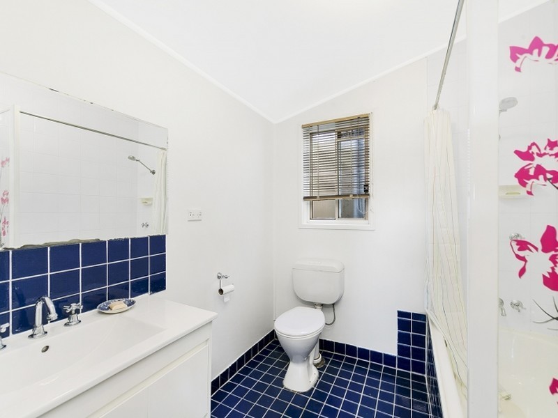 4 Railway Avenue, Queanbeyan NSW 2620