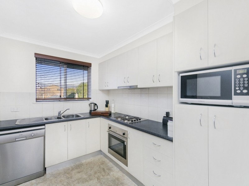 18/15 Crest Road, Queanbeyan NSW 2620