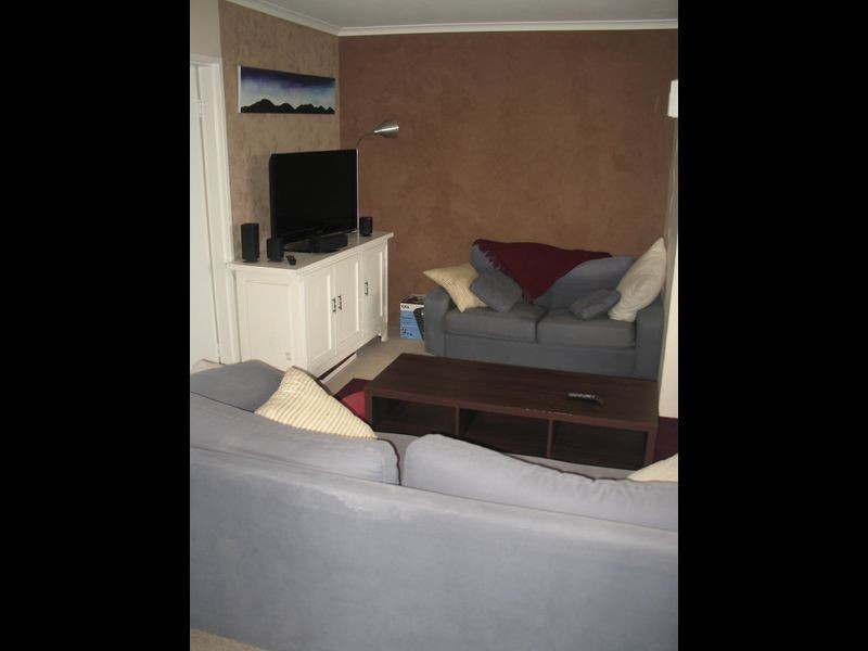 3/102 Henderson Rd, Queanbeyan NSW 2620