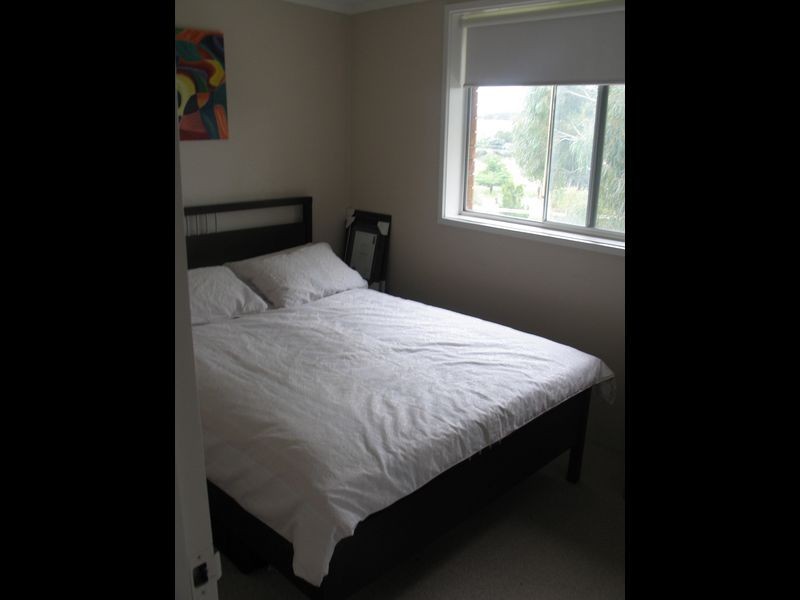 3/102 Henderson Rd, Queanbeyan NSW 2620