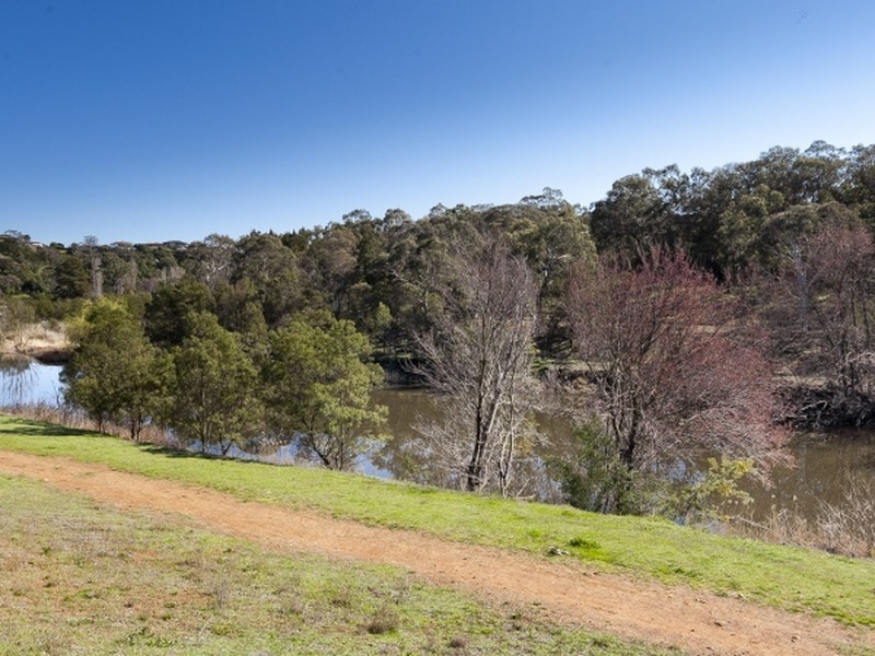 34 River Drive, Queanbeyan NSW 2620
