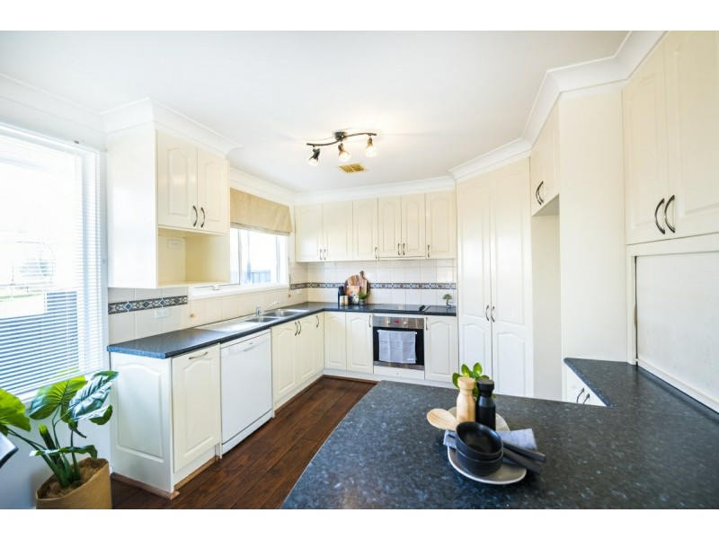 97 Tharwa Road, Queanbeyan NSW 2620