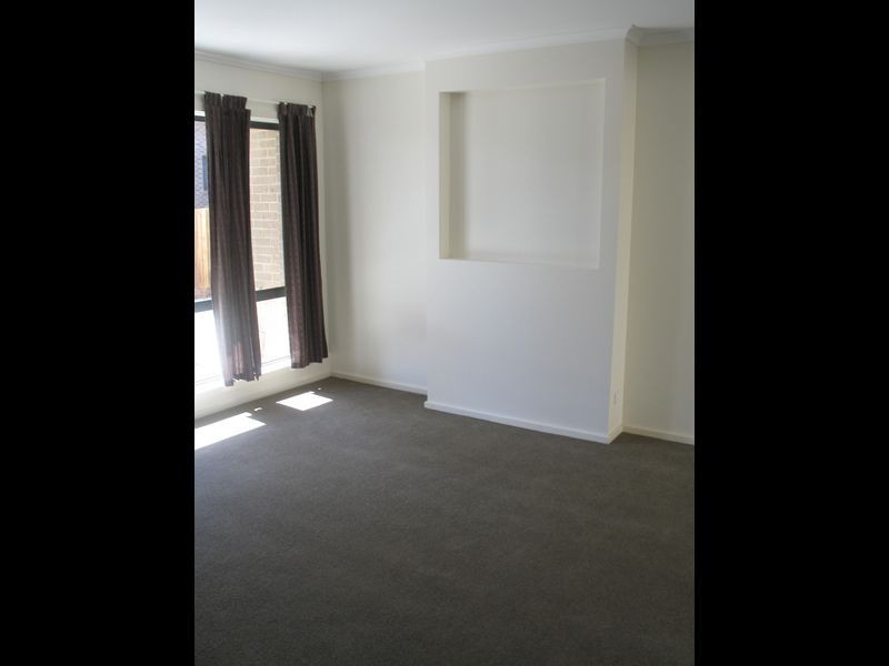3/102 GILMORE ROAD, Queanbeyan NSW 2620