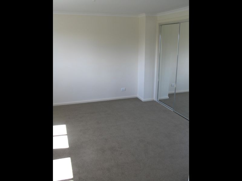 3/102 GILMORE ROAD, Queanbeyan NSW 2620