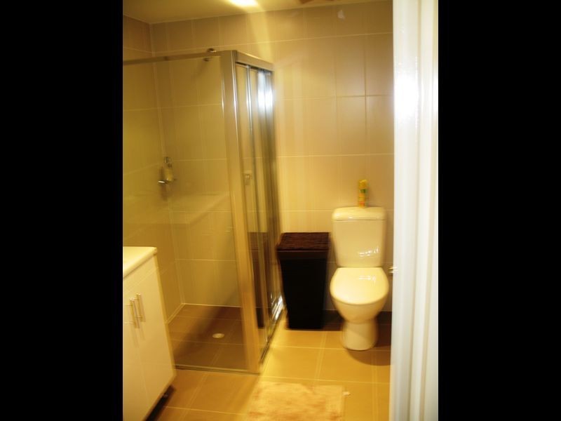 9/3a Stornaway Road, Queanbeyan NSW 2620