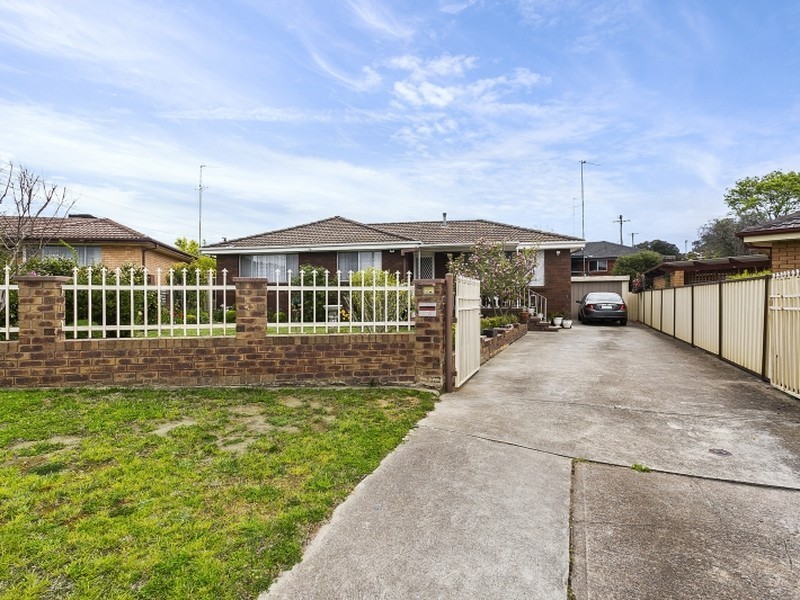 7 Linaria Place, Queanbeyan NSW 2620