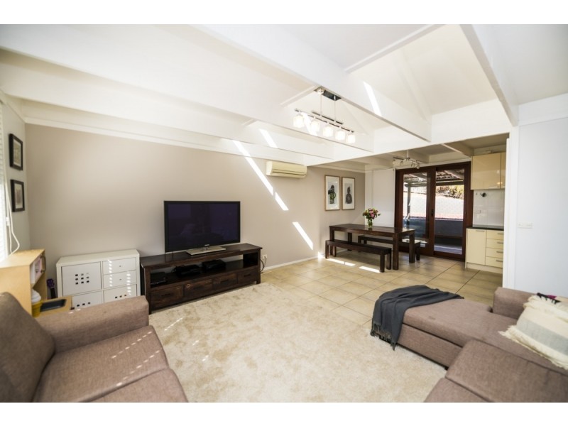 11 Doyle Place, Queanbeyan NSW 2620