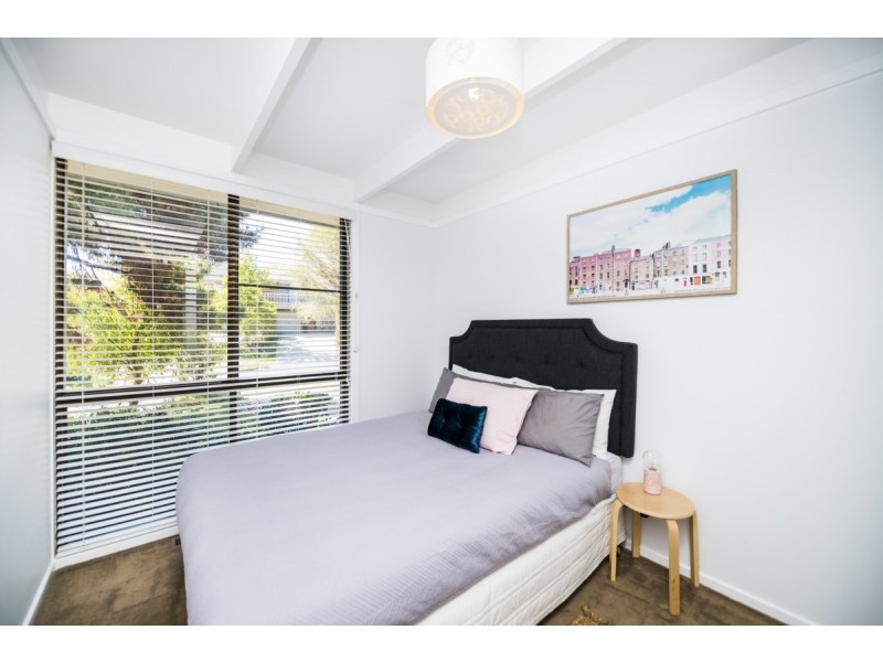 11 Doyle Place, Queanbeyan NSW 2620