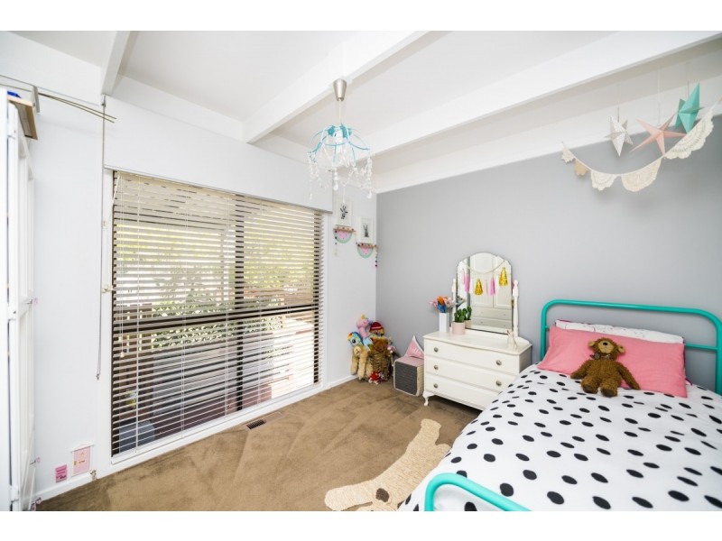 11 Doyle Place, Queanbeyan NSW 2620