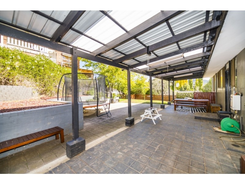 11 Doyle Place, Queanbeyan NSW 2620