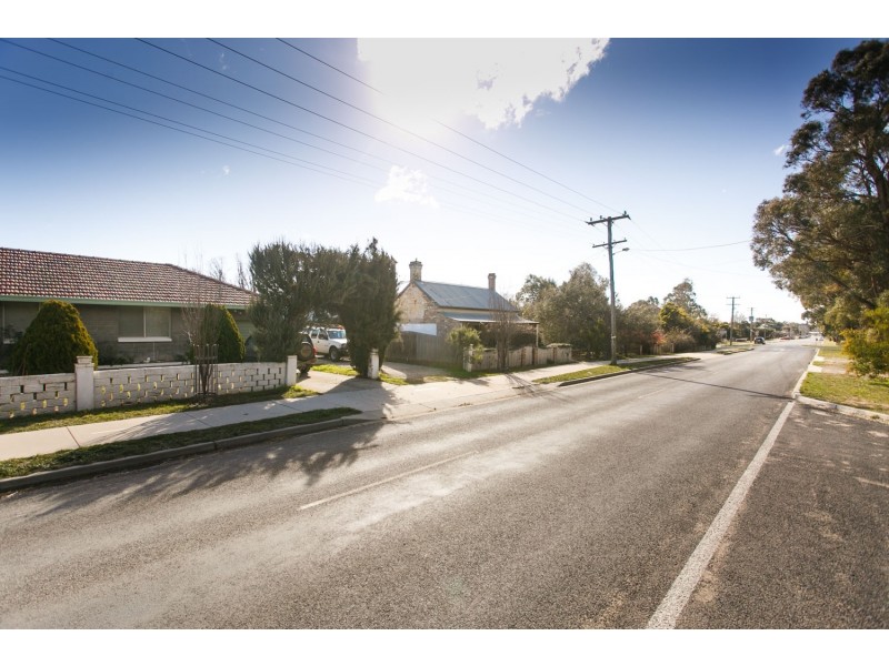 73 Ellendon Street, Bungendore NSW 2621