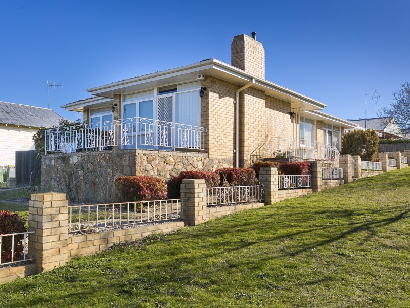 103 Stornaway Road, Queanbeyan NSW 2620