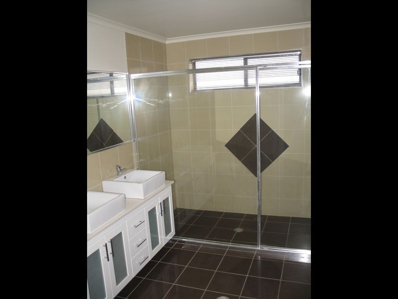 27 Balcombe Street, Jerrabomberra NSW 2619