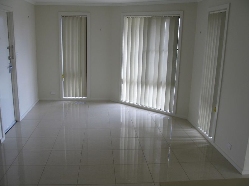 27 Balcombe Street, Jerrabomberra NSW 2619