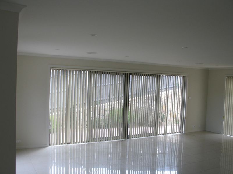 27 Balcombe Street, Jerrabomberra NSW 2619