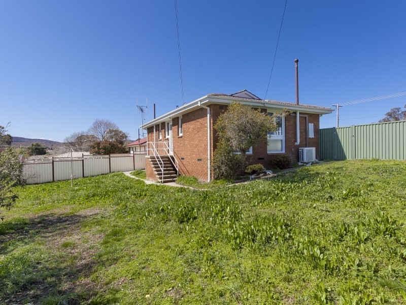 102 Cameron Road, Queanbeyan NSW 2620