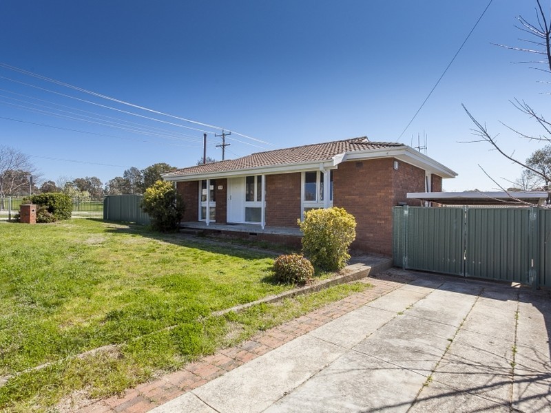 102 Cameron Road, Queanbeyan NSW 2620