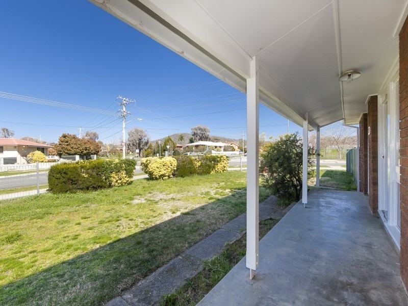 102 Cameron Road, Queanbeyan NSW 2620