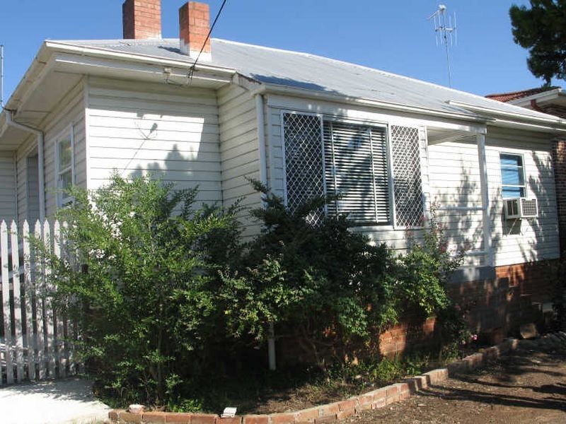 23 The Crescent, Queanbeyan NSW 2620