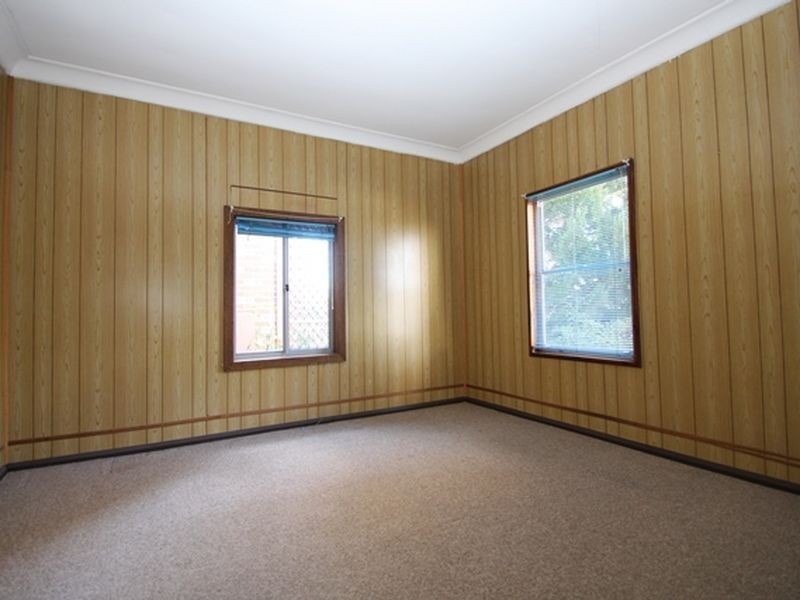 23 The Crescent, Queanbeyan NSW 2620