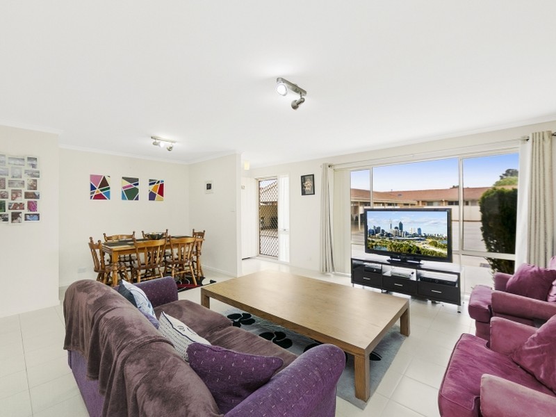 12/17-23 Thuralilly Street, Queanbeyan NSW 2620