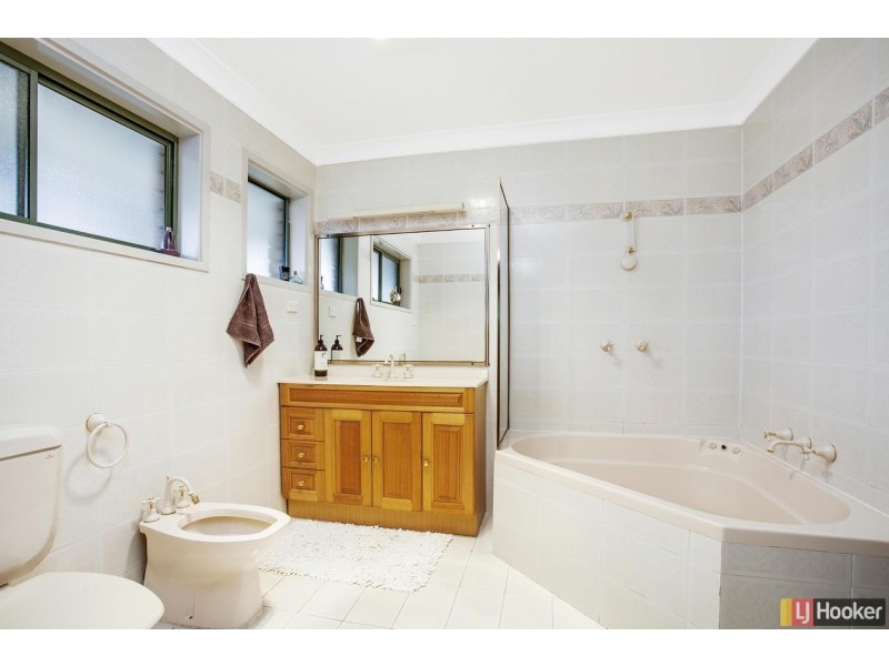 2 Breden Place, Queanbeyan NSW 2620