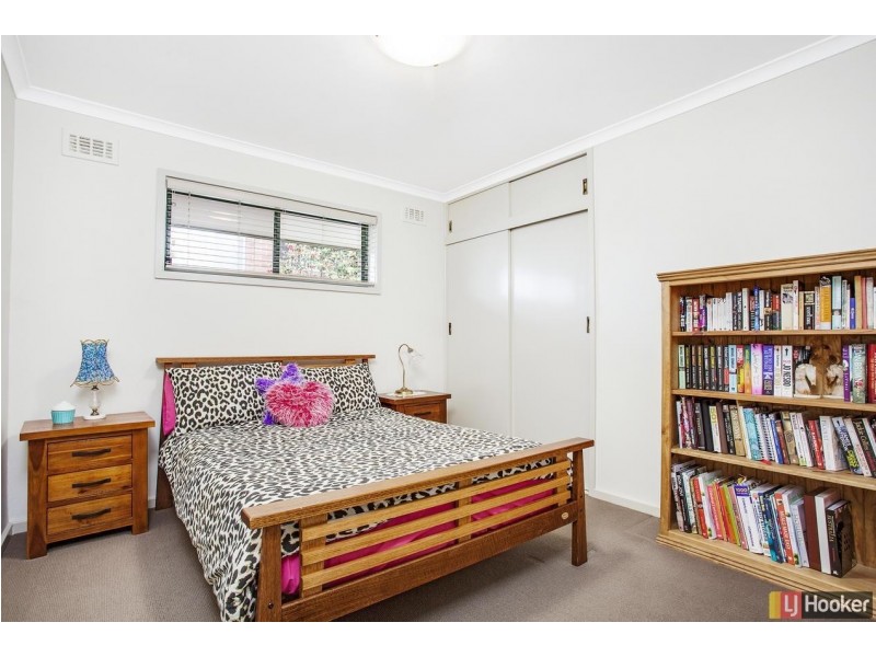 2 Breden Place, Queanbeyan NSW 2620