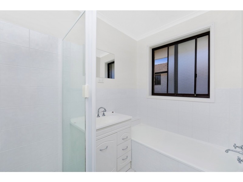 2/39-41 Booth Street, Queanbeyan NSW 2620