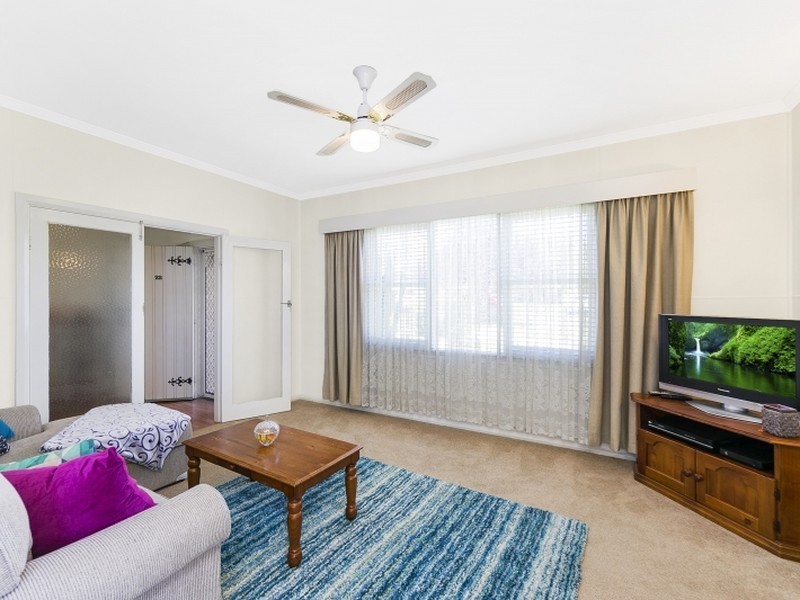 22 McIntosh Street, Queanbeyan NSW 2620