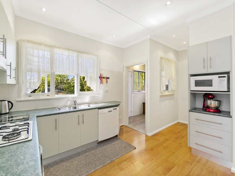 22 McIntosh Street, Queanbeyan NSW 2620