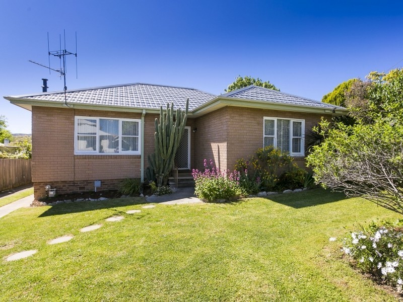 22 McIntosh Street, Queanbeyan NSW 2620