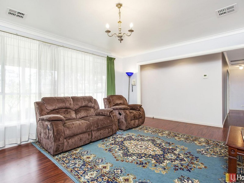 63 Munro Road, Queanbeyan NSW 2620